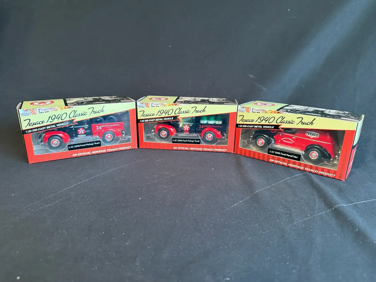 Texaco 1940 Ford Classic Trucks 1:32 Die-Cast Collection – Set of 3