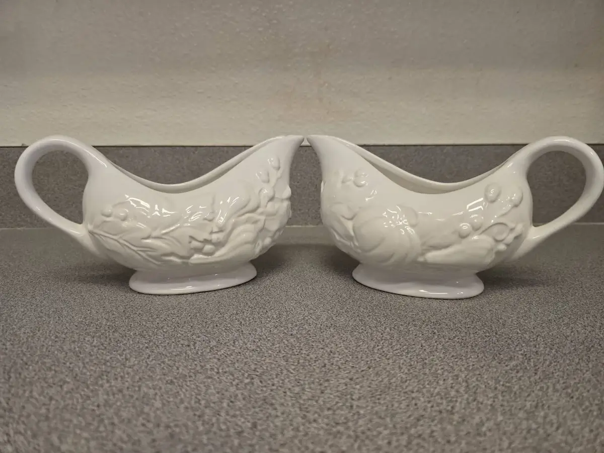 Gravy Boats (2)
