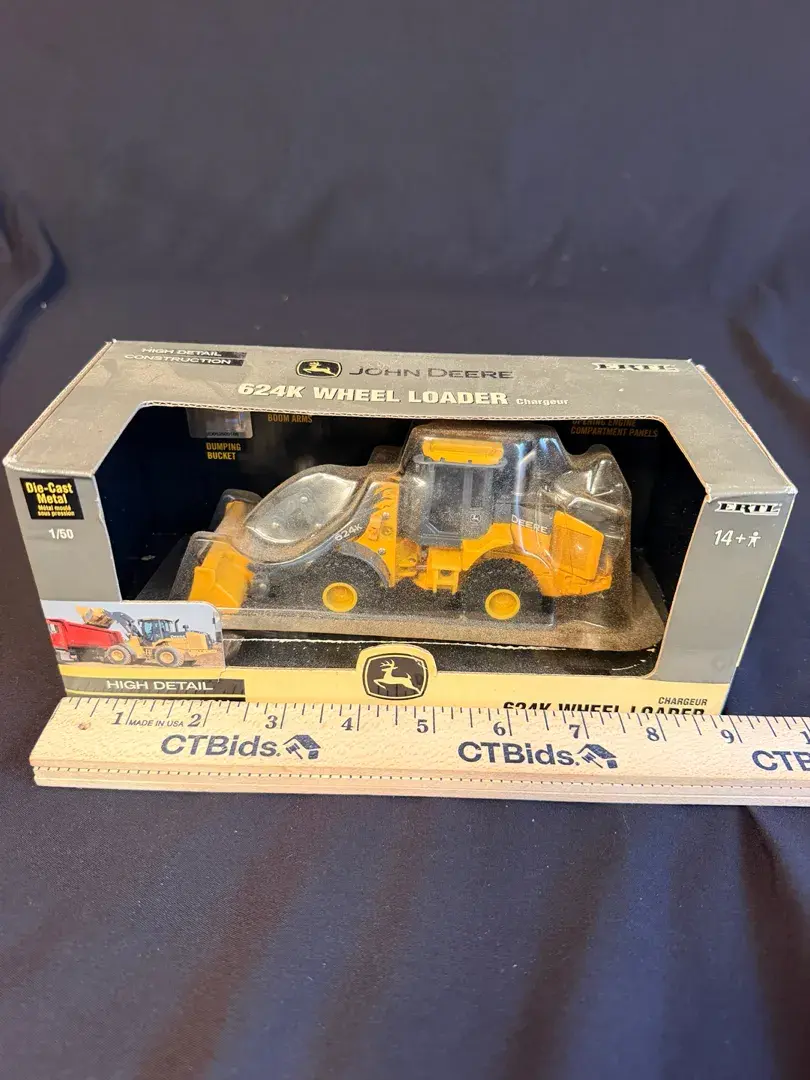 ERTL John Deere 624K Wheel Loader 1:50 Scale Die-Cast Model – Original Box