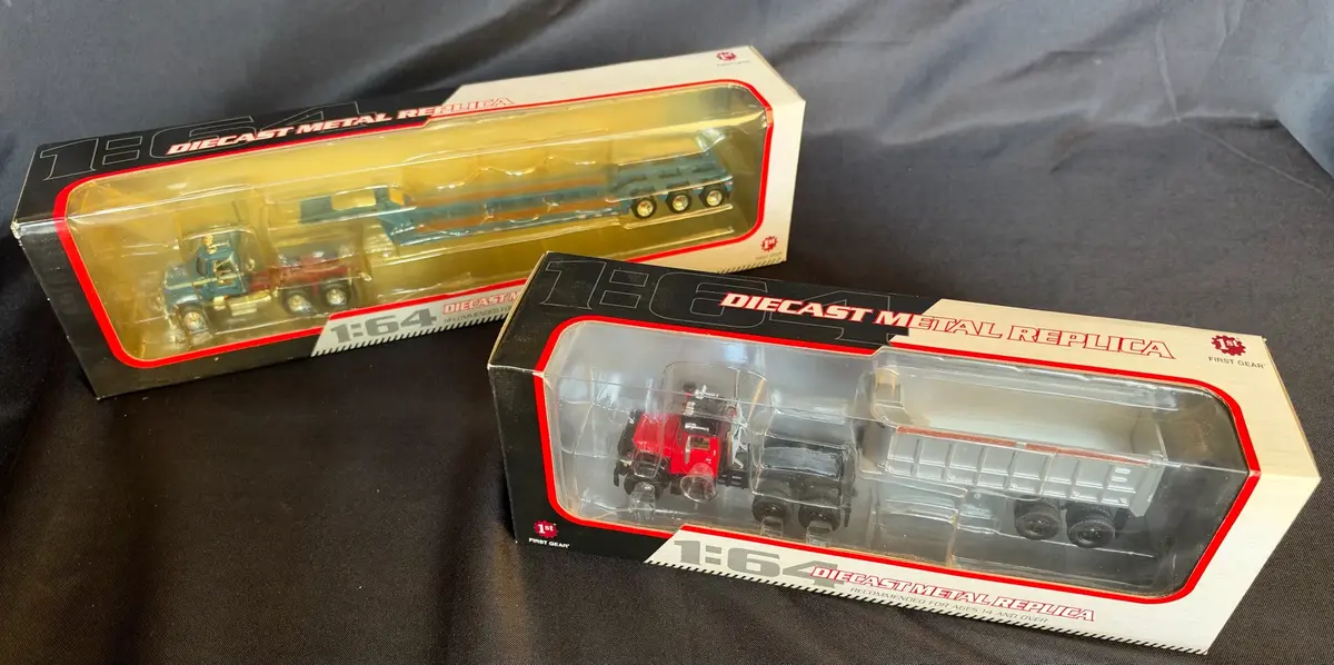 First Gear 1:64 Scale Diecast Metal Replica Commercial Semi-Truck Set