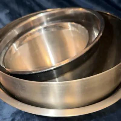 Set of 4 Stainless Steel Mixing Bowls  Assorted Sizes