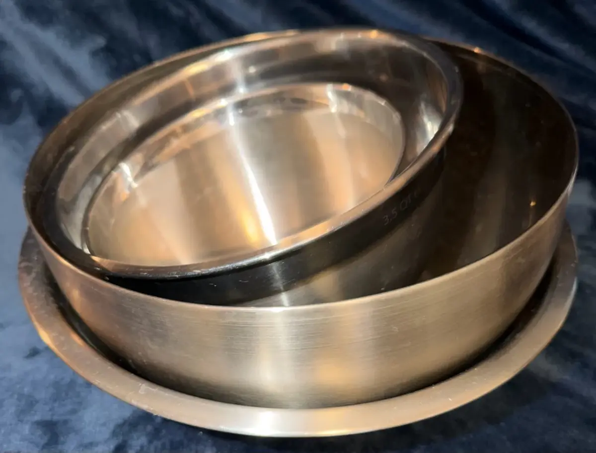 Set of 4 Stainless Steel Mixing Bowls  Assorted Sizes