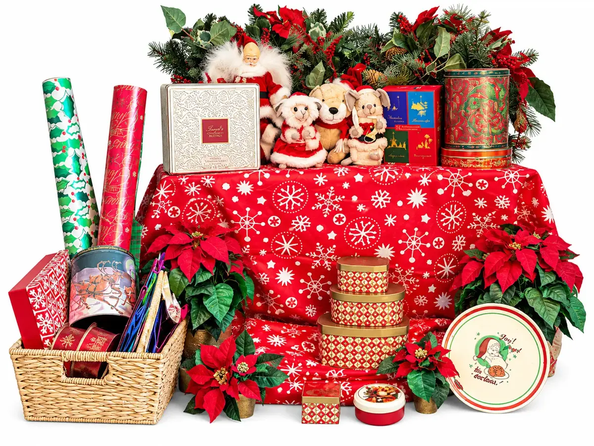 Large Christmas Décor Collection with 7.5’ Pre-Lit Tree, Poinsettias & Holiday Accents
