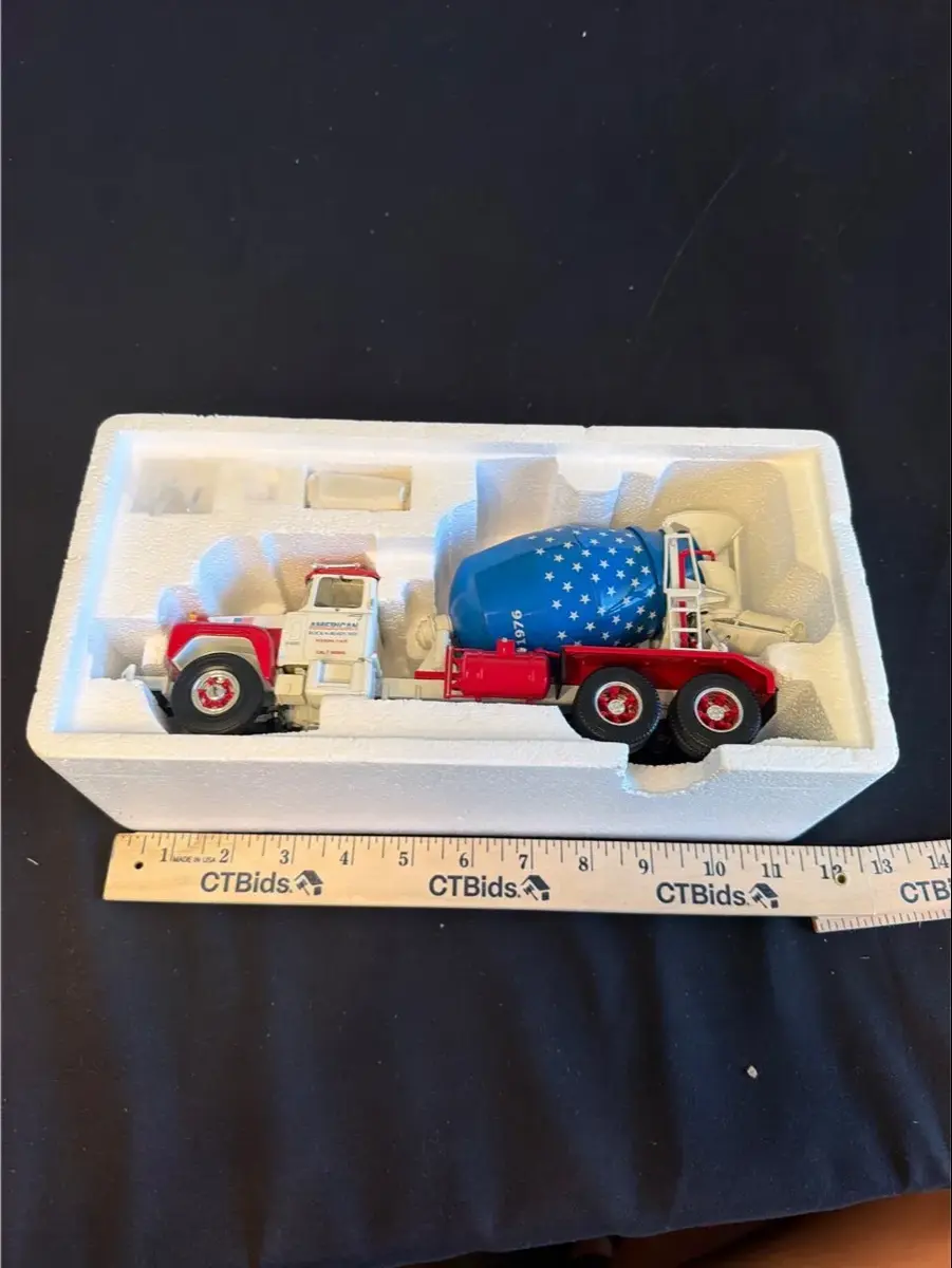 First Gear Mack R-Model Cement Mixer – Patriotic Red, White & Blue Die-Cast Truck