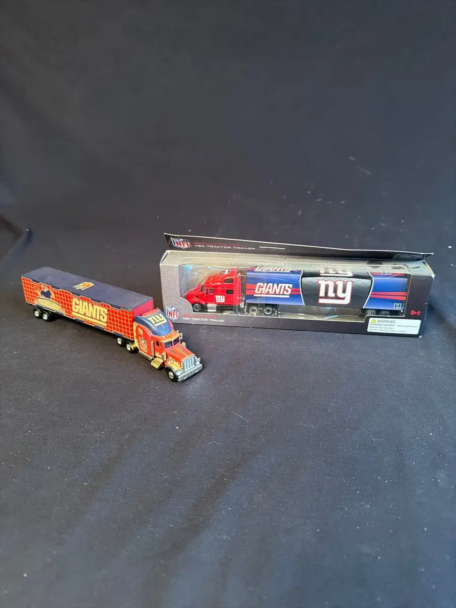 New York Giants NFL Die-Cast Tractor Trailer Truck Pair – Boxed & Loose