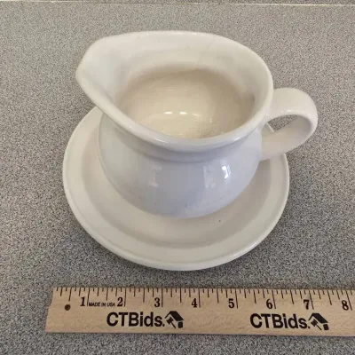 Gravy Boat With Drip Plate