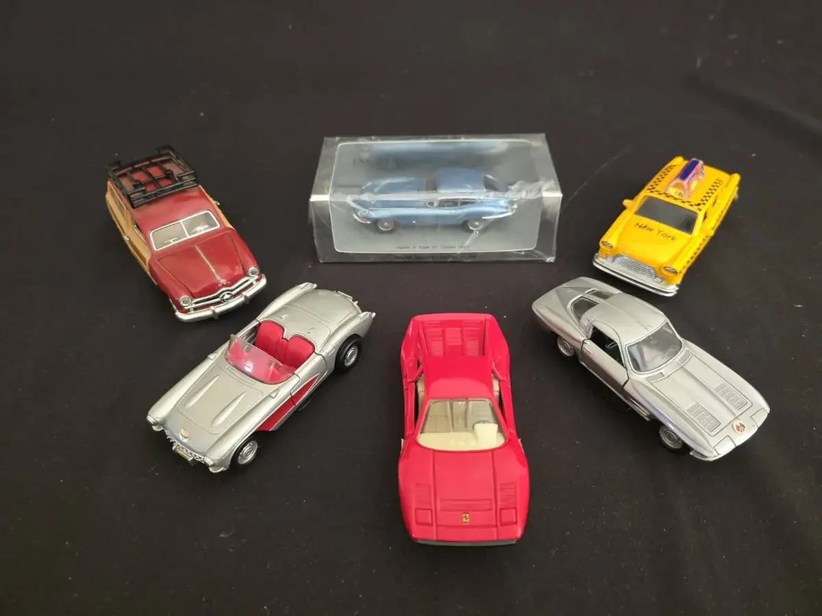 6-Piece Vintage & Classic Die-Cast Car Collection - In Box Jaguar E-Type, Ferrari, Corvettes & More