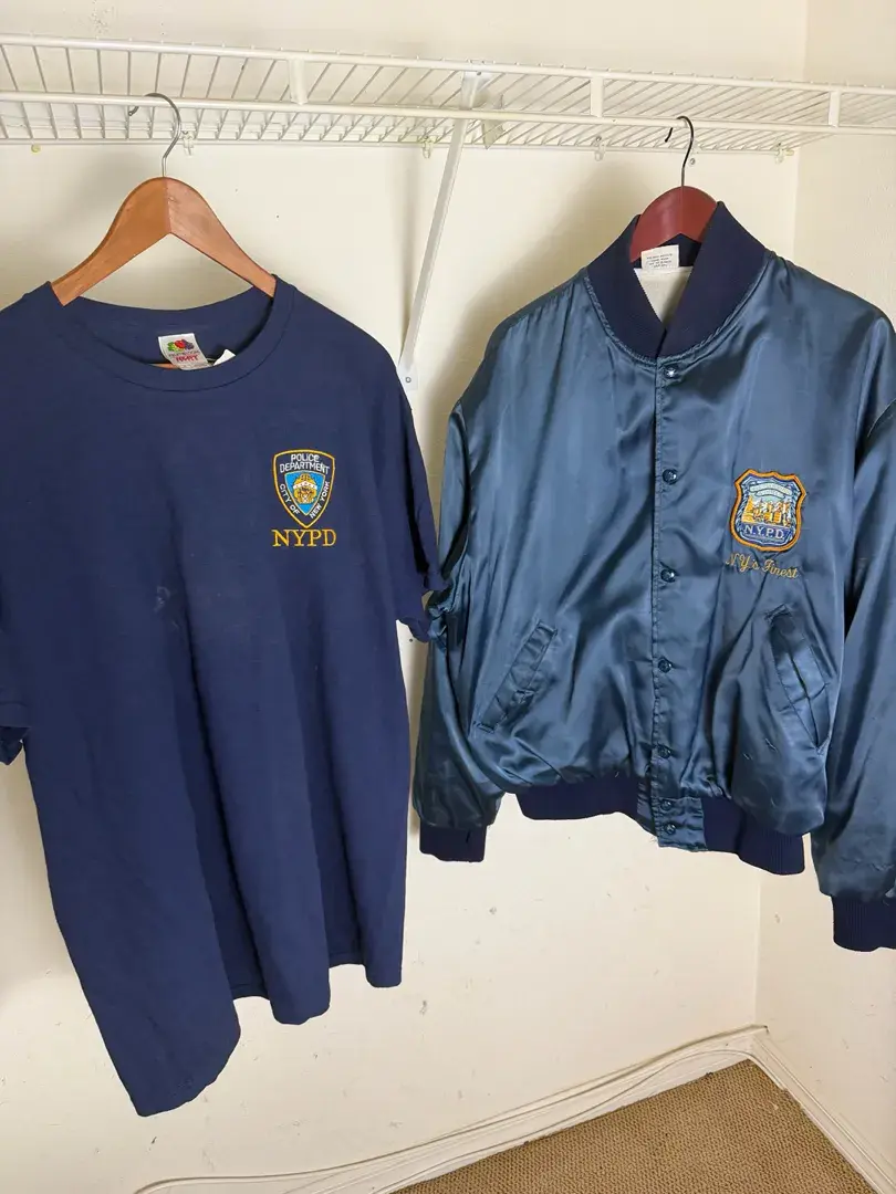 NYPD New York’s Finest Jacket & Embroidered T-Shirt – XL