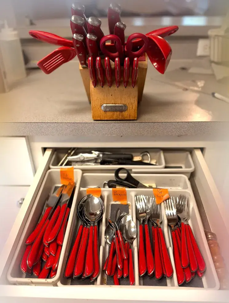 Vibrant Red Kitchen Bundle: Farberware Knife Block Set & Matching Flatware Service