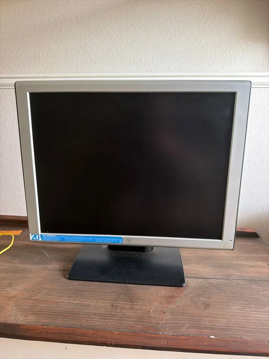 Dell Inspiron 660 Desktop Computer with 20” Westinghouse Monitor