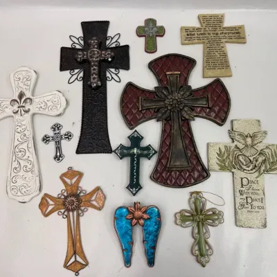 Assorted Christian Cross Wall Décor 