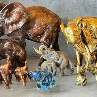 Elephants!… JARU of California & Andrea by Sadek