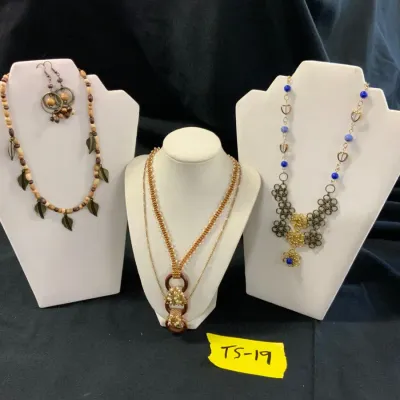 Artisan Necklace & Earring Collection – Set of 3