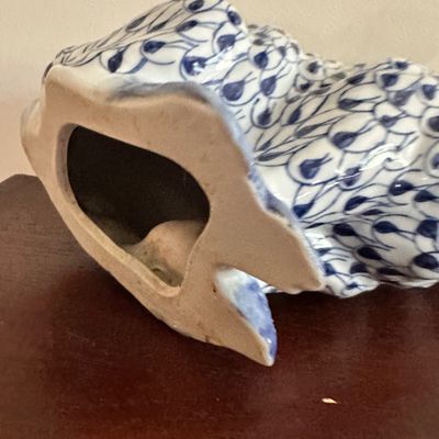 Porcelain Blue and White Bunny (B3-SA)