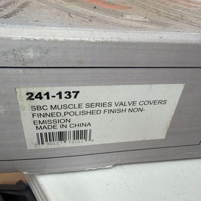Holley Muscle Series SBC Finned Valve Covers with Fel-Pro Gaskets (G-MG)