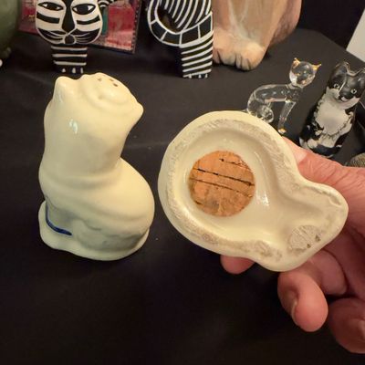 Cat Themed Collectibles, Figurines, Books & More (B1-RG)