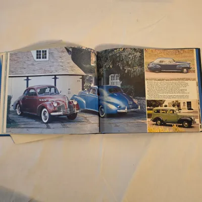 Chevrolet Corvette Memorabilia Collection (LR-JS)