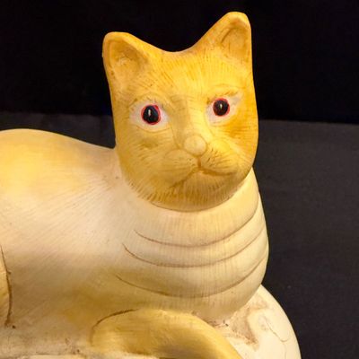 Mexican Folk Art Ceramic Cat Egg Figurine (B1-RG)