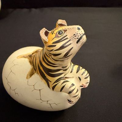 R. Miranda Mexico Lion & Tiger Figurines (B1-RG)
