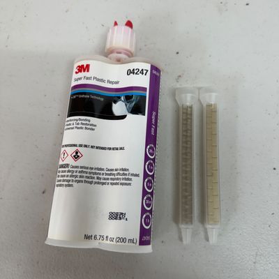 3M 08571 Manual Cartridge Applicator & 04247 Super Fast Plastic Repair Set