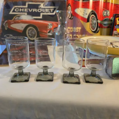 Chevrolet Corvette Memorabilia Collection (LR-JS)