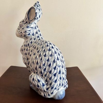 Porcelain Blue and White Bunny (B3-SA)