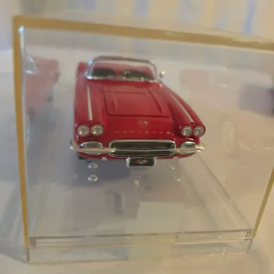 Chevrolet Corvette Memorabilia Collection (LR-JS)