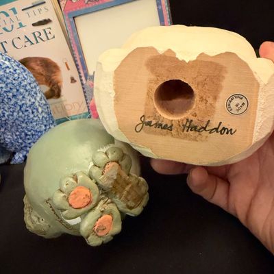 Cat Themed Collectibles, Figurines, Books & More (B1-RG)