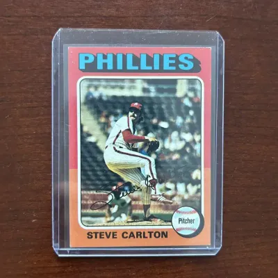 1975 Topps Baseball Card. Steve Carlton - Philadelphia Phillies. Card #185
