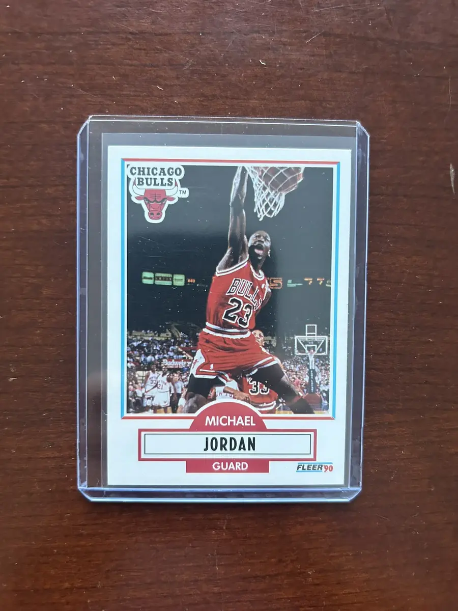 1990 Fleer Basketball Card. Michael Jordan - Chicago Bulls. Card #26