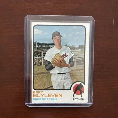 1973 Topps Baseball Card. Bert Blyleven - Minnesota Twins. Card #199