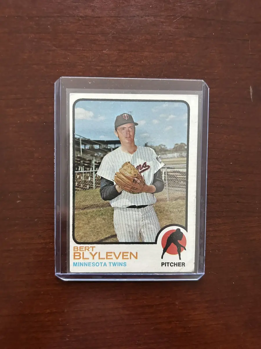 1973 Topps Baseball Card. Bert Blyleven - Minnesota Twins. Card #199