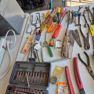 Estate sale photo