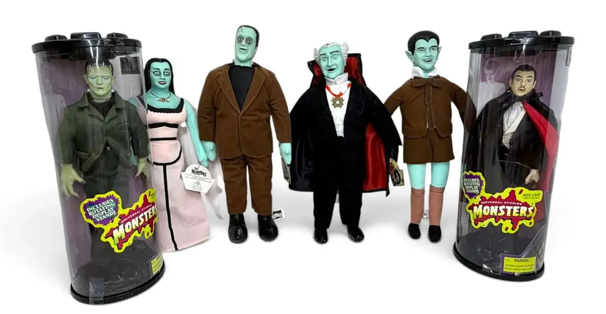 Toy Factory The Munsters Dolls, Universal Monsters Son Of Dracula Dolls