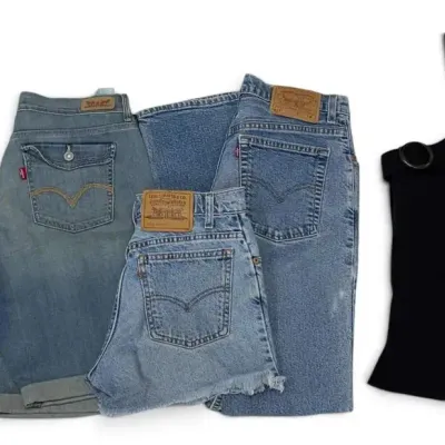 Women’s Levi’s Jeans & Worthington Capris