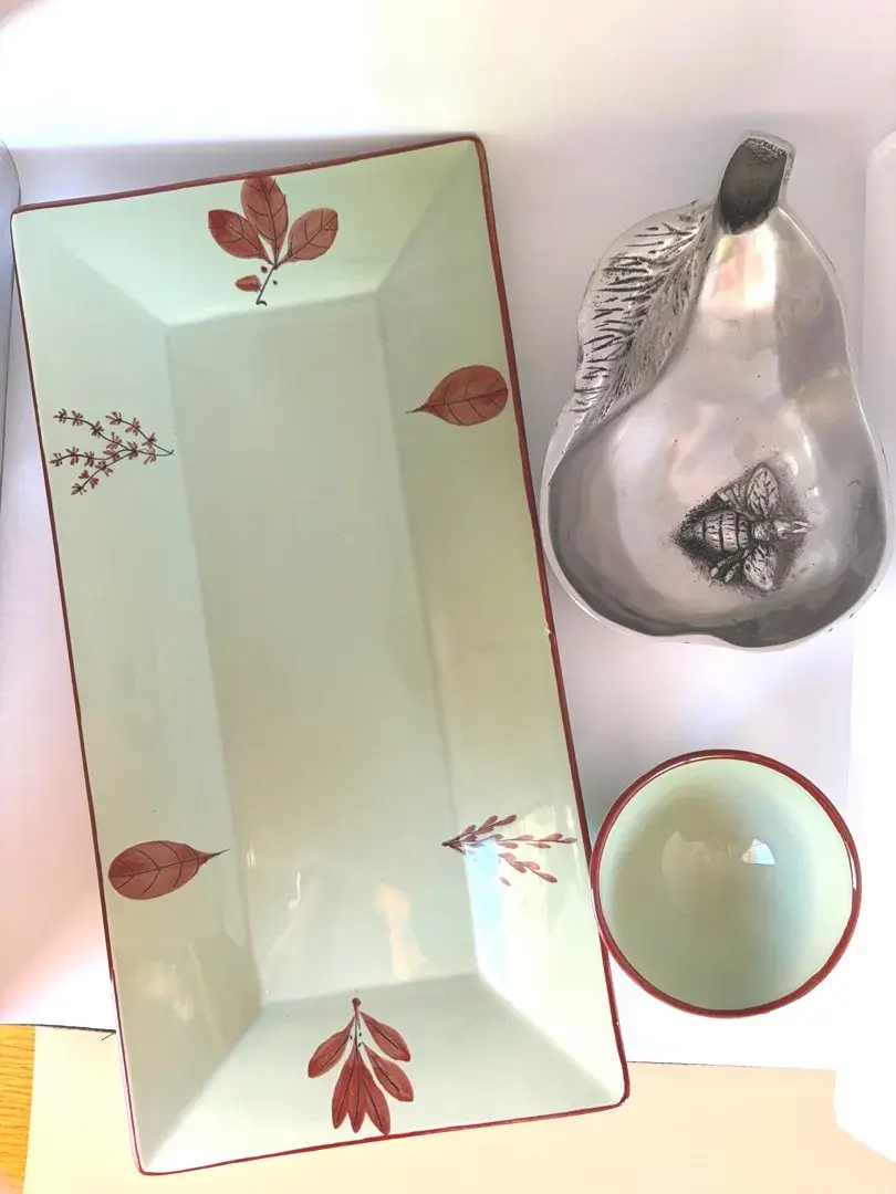 3-Piece Nature-Theme Serveware: Cast Metal Bee/Pear Bowl & Sage Botanical Ceramic Platter Set