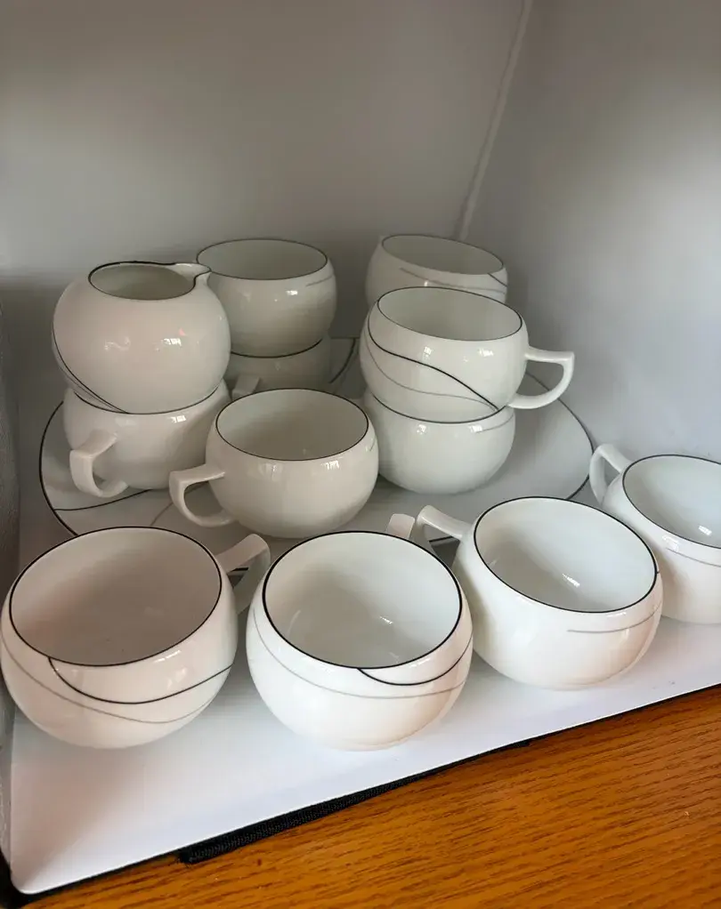 Mikasa Threads LAL03 Fine China Japan Cups Bowls & Daniel Hechter Platter Lot