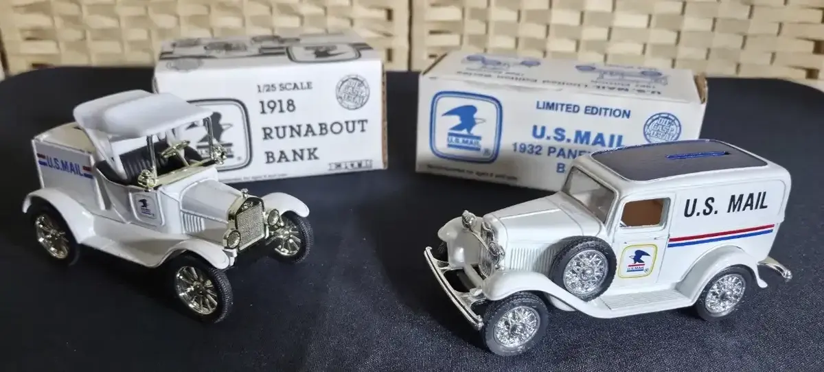 Ertl Mail Car Coin Banks 