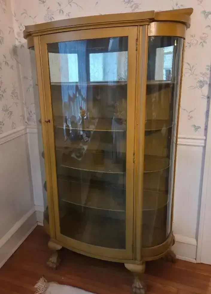 Curved Curio Cabinet
