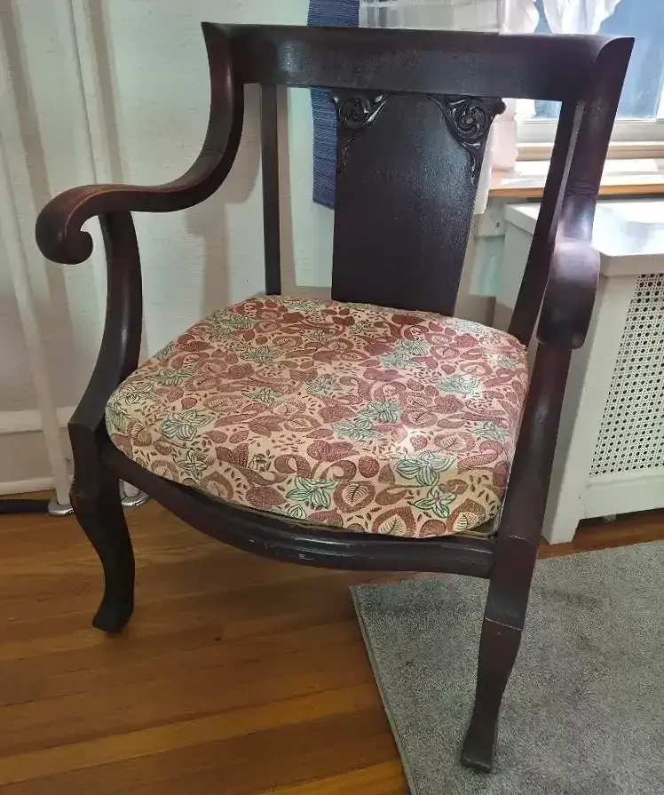 Upholstered Armchair 