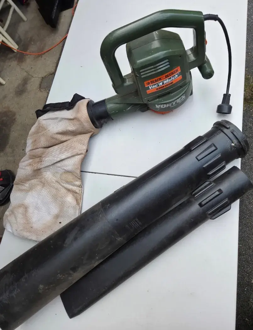 Black&Decker Leaf Blower Vacuum