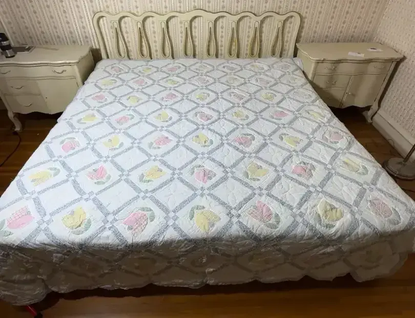 Patchwork Quilt With Pink And Yellow Tulips 