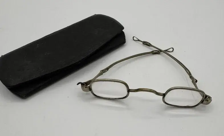 Antique 1840s Sliding Temple Spectacles Civil War Era Eyeglasses with Case