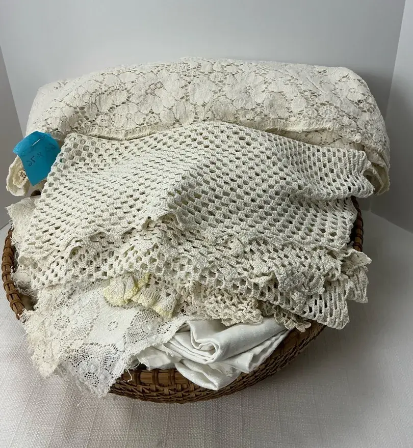 Crochet Lace Tablecloth Linens