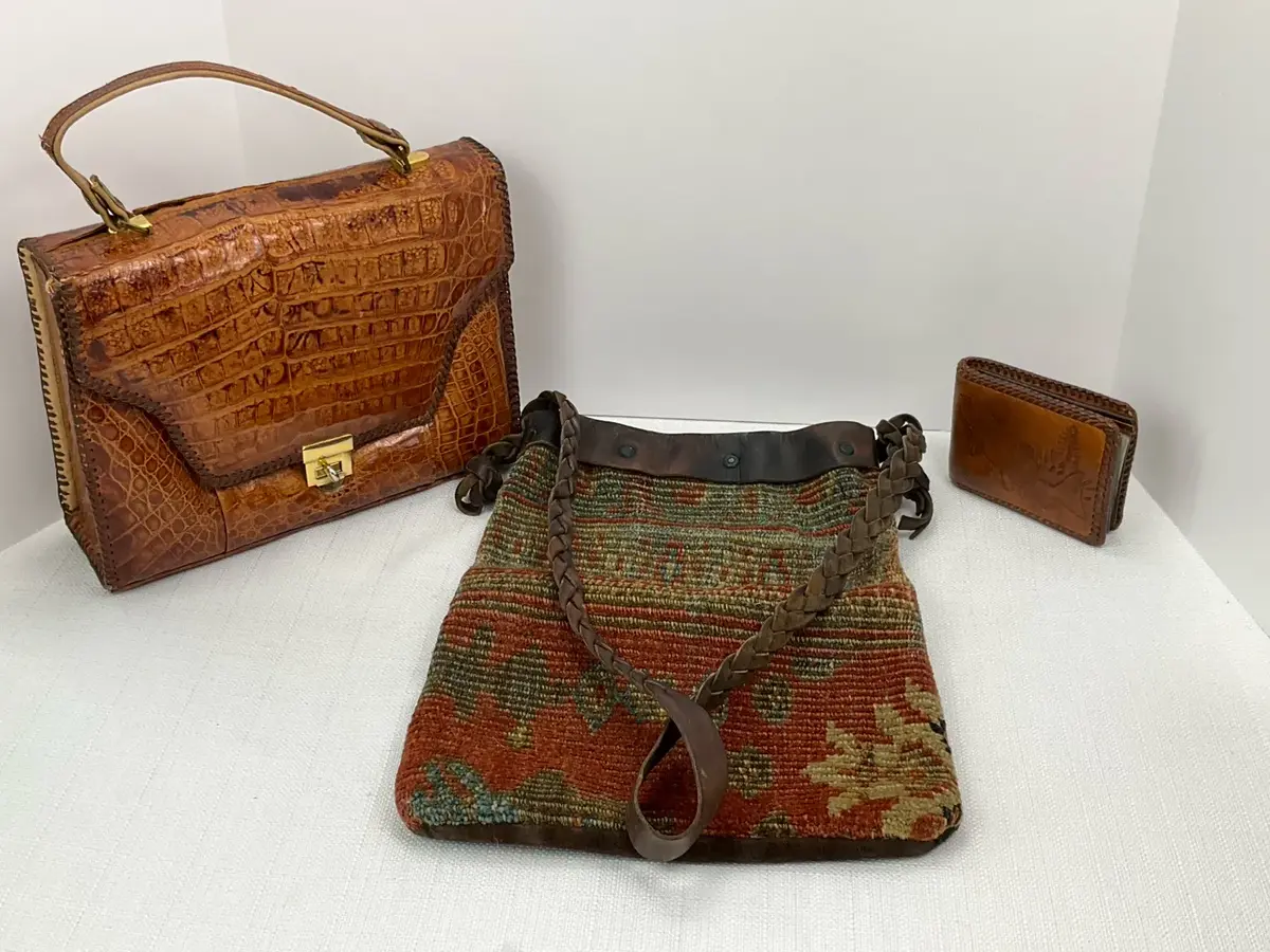 Vintage Alligator Handbag & Leather Accessories
