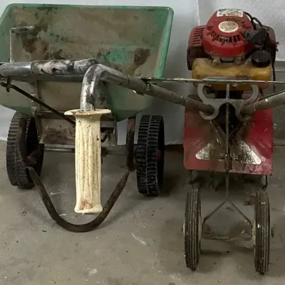 Mantis Tiller & Spreader