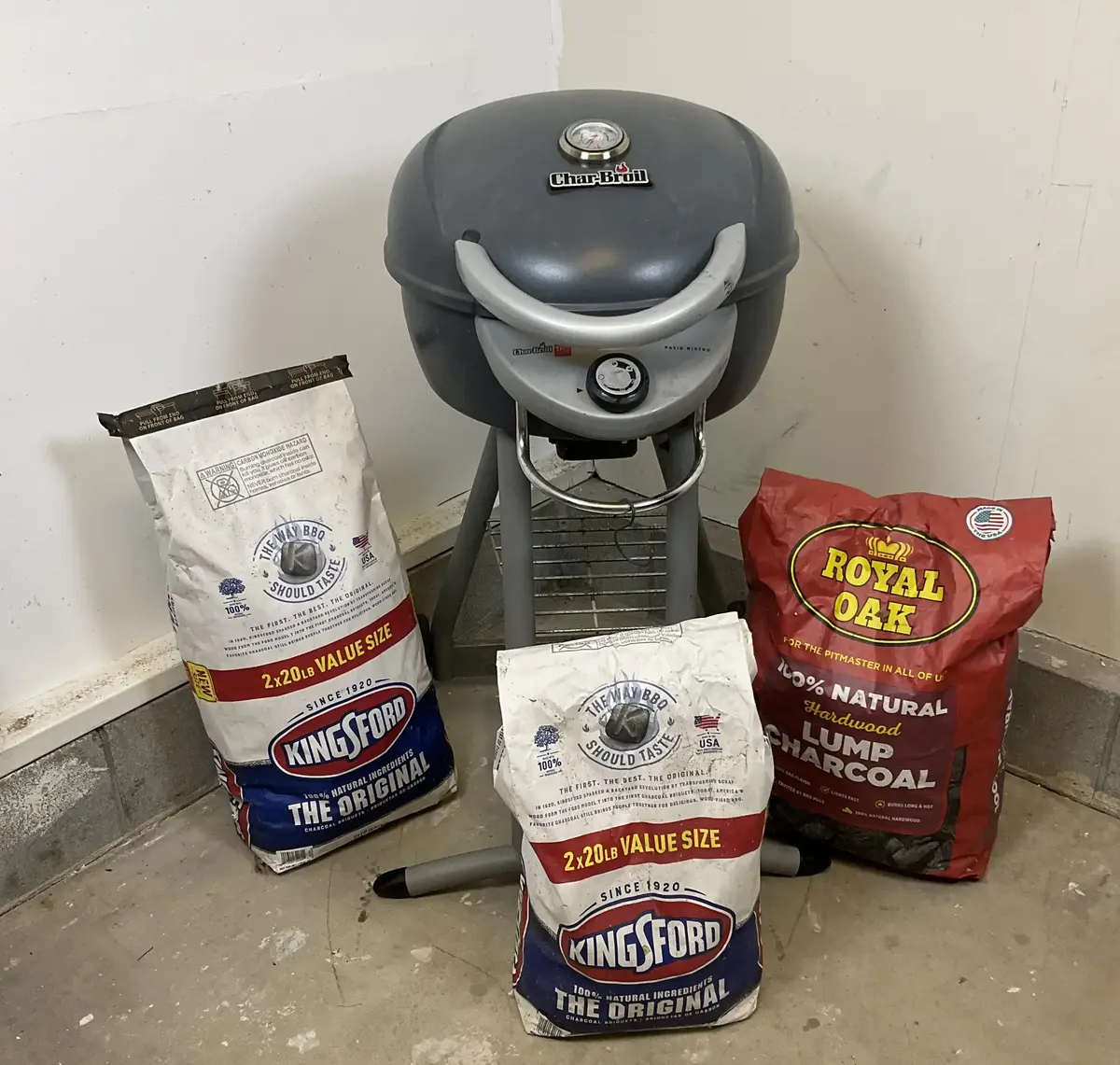 Char-Broil Patio Bistro TRU-Infrared Grill with Kingsford & Royal Oak Charcoal