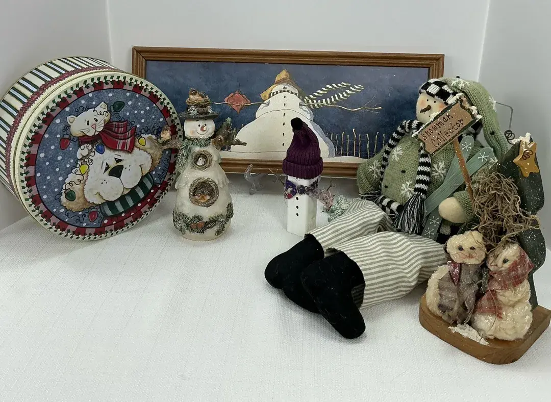 Beth Yarbrough 1996 Framed Snowman Print, Mindy Cain Happy Holidays Tin, Plush Shelf Sitter Snowman,