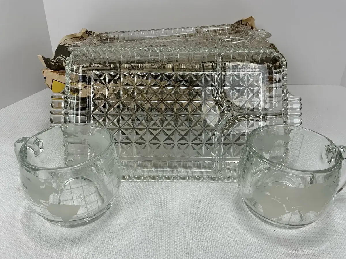 Glass Snack Trays Mugs