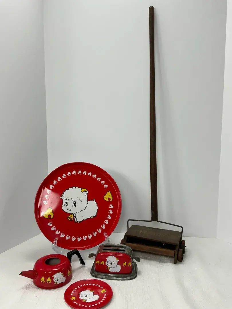 Bissell Midget Toy Sweeper